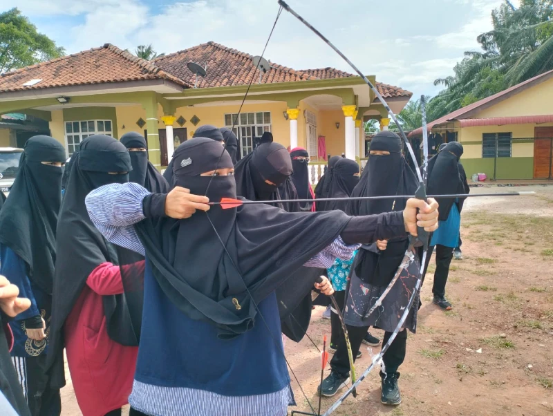 e1f5cb15-e935-4c12-b919-713a3b3d17ae